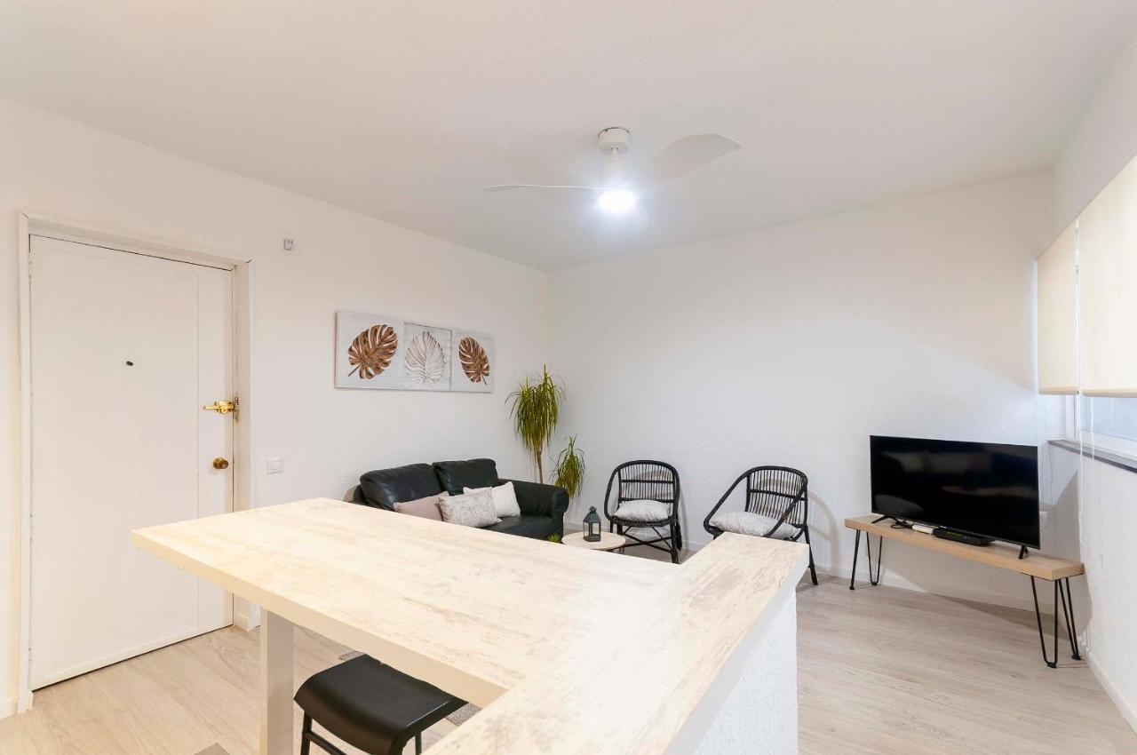 Modern,Cozy And Centric Apartment Next To Beach Alicante Exterior photo